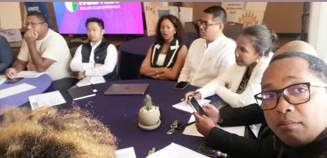 Atelier Club Dynamique D9220 Madagascar