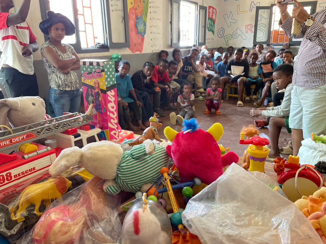 Don de jouets pour les fêtes de fin d'année